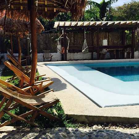 Casa Mia Resort Puerto Galera Buitenkant foto